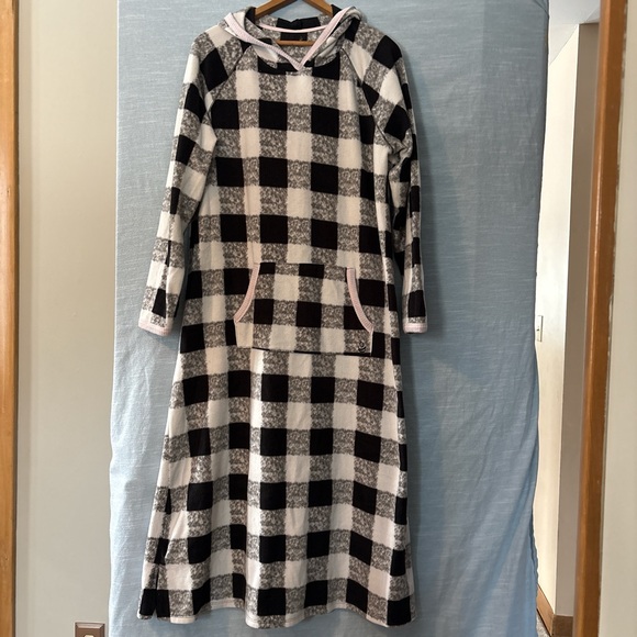 Cuddl Duds Other - Cuddl Duds Robe Hooded Pullover Long Sleeve Black/Gray/White Women’s Sz S